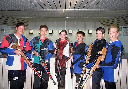v.l. Daniel Medele, Lukas Habermayr, Anna Kugler, Phillip Stegmeyr, Florian Kugler, Daniel Golling